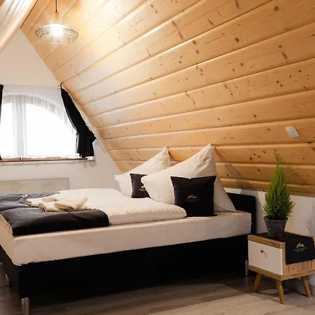Royal & Zakopane-cyrhla Apartment