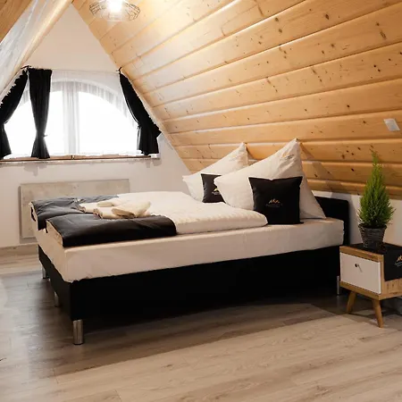 Royal & Zakopane-cyrhla *