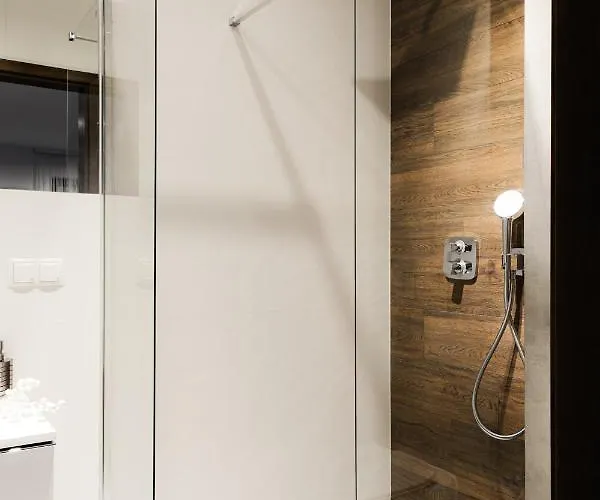 Royal & Zakopane-cyrhla Daire