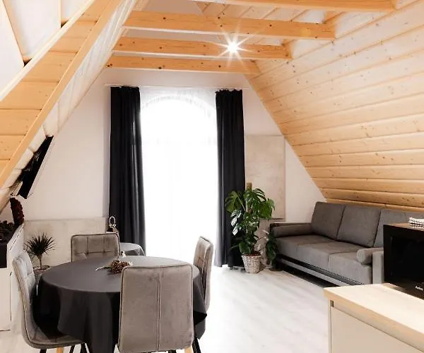 Royal & Zakopane-cyrhla * Zakopane